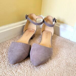 Restricted La Brea Grey Suede Shoes size 10